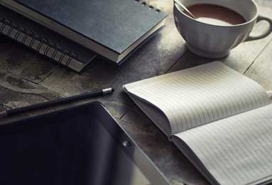 【欧冠】曼城三箭齐发 锁定小组头名 马赛垫底出局