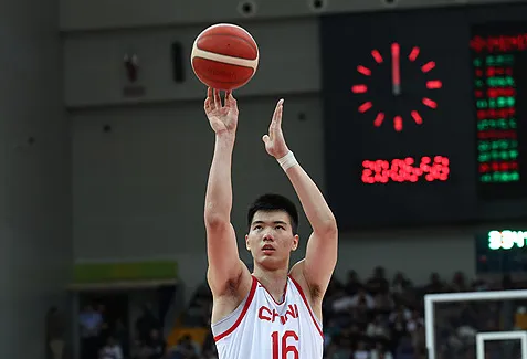 体育直播-媒体人：回到恩师郭士强麾下的焦泊乔状态神勇，6中5得11分